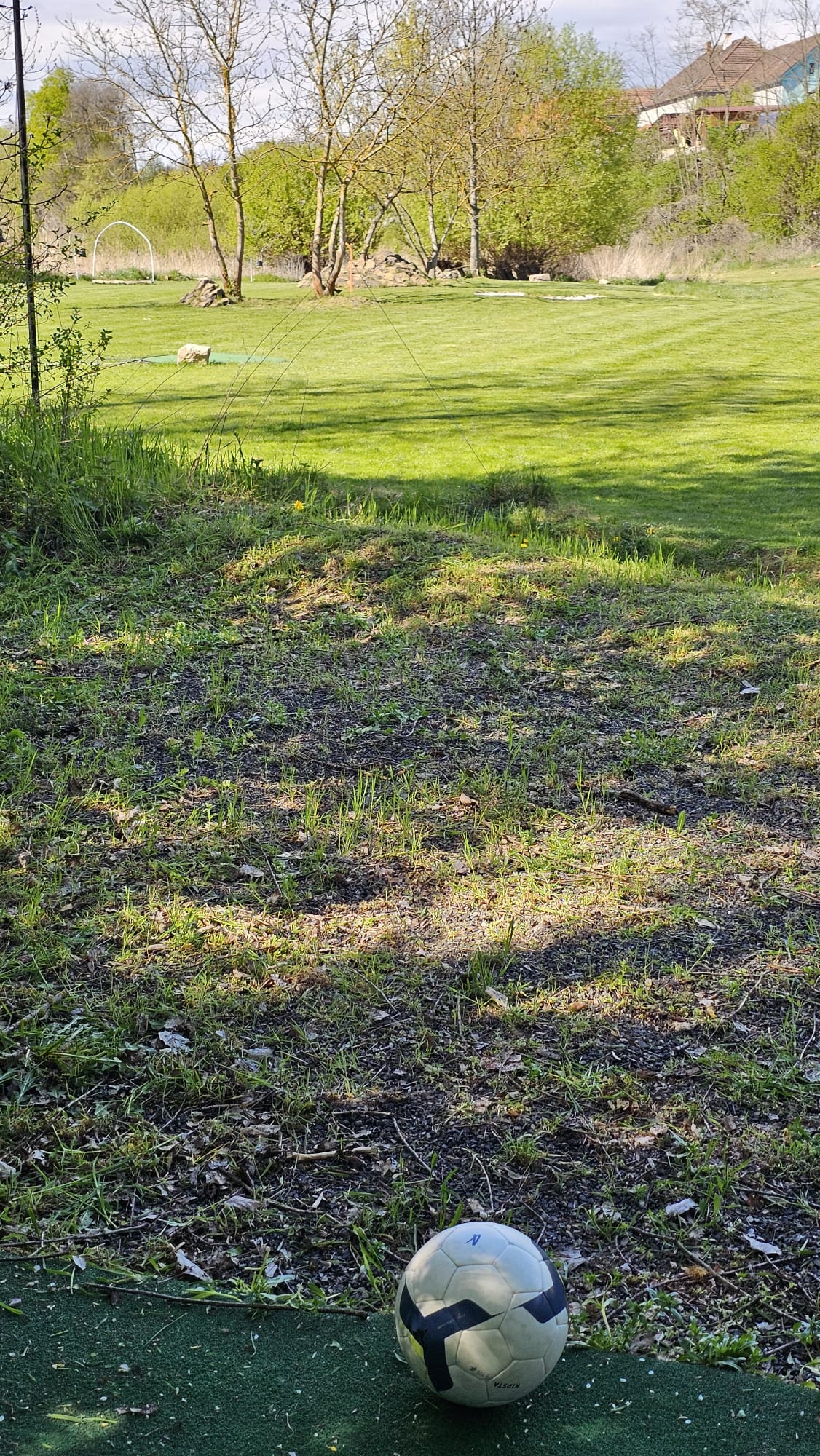 Jamka 3 — pohled z odpaliště, délka 44 m